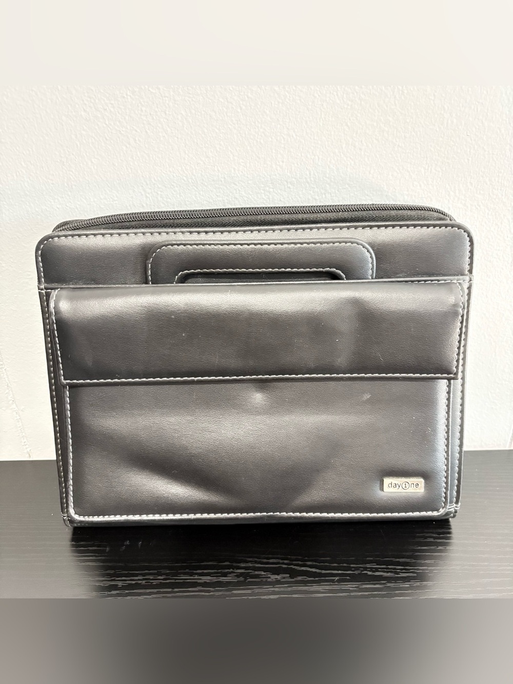 Franklin Covey Day One 7 Ring Black Zip Planner Organizer Carry Handle